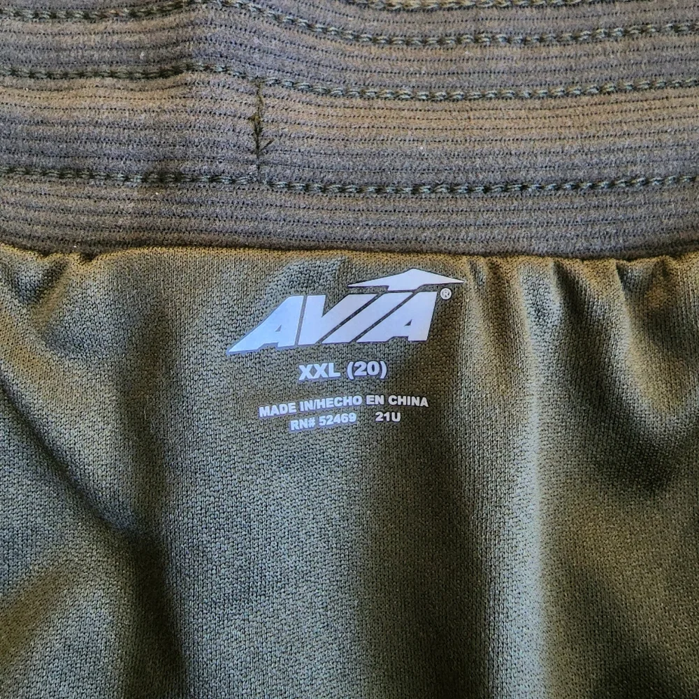 NWT Avia Shine Shorts Size XXL